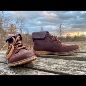 Maroon Chaco Ankle Boot / Hiking Shoe (New)